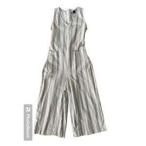 Universal Thread Women's Sleeveless Belted Jumpsuit Wide Leg Gray Stripe‎ XS